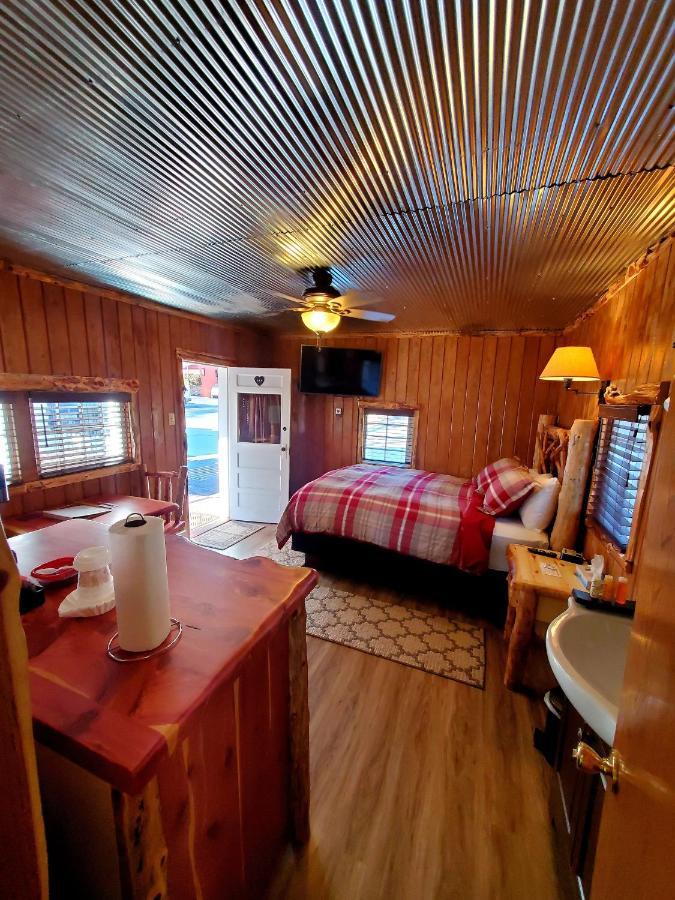 Log Cabin Inn Eureka Springs Zewnętrze zdjęcie