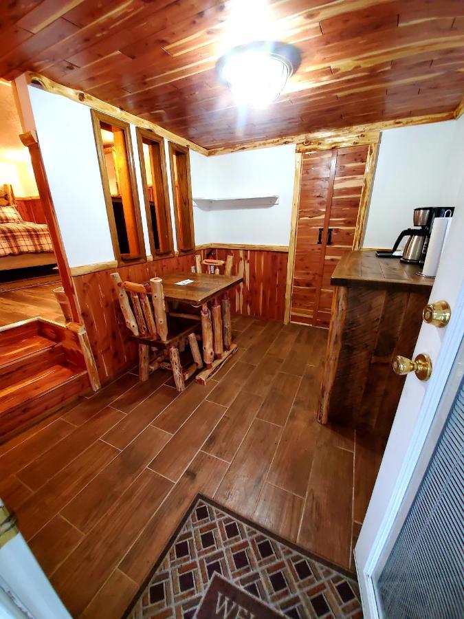 Log Cabin Inn Eureka Springs Zewnętrze zdjęcie