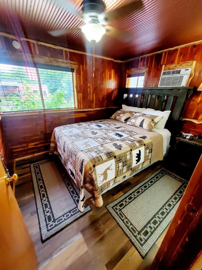 Log Cabin Inn Eureka Springs Zewnętrze zdjęcie